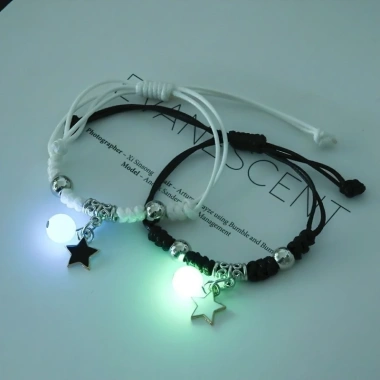 Set 2 Vòng Tay Nam Châm Dạ Quang Điều Chỉnh cho Cặp Đôi Giá ưu đãi 30.000 10