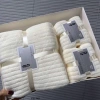 Set 3 khăn tắm trắng hộp + túi xịn xò quà tặng, chất thấm hút siêu tốt 5