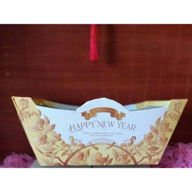 Set 3 khay thuyền Tết Happy New Year – Trang trí giỏ quà Tết, thiết kế tinh tế, đồ trang trí nội thất, giá ưu đãi 69.000₫