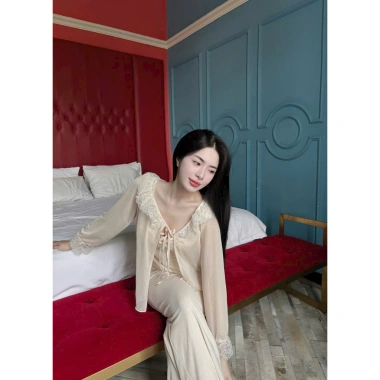 Set 3 Món Đồ Ngủ – Áo Bèo Ren, Quần Dài, Áo Khoác Lưới Công Chúa Có Mút - 309.000đ 4