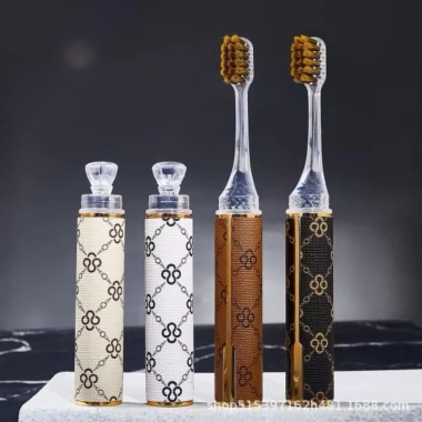Set 4 bàn chải đánh răng hình thỏi son - Nhỏ gọn sang trọng, tiện du lịch