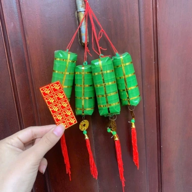Set 5 Đồ Decor Bánh Trưng Bánh Tét Đón Tết Trang trí Ngày Xuân Giá 45.000₫ 8 Set 5 Đồ Decor Bánh Trưng Bánh Tét Đón Tết Trang trí Ngày Xuân Giá 45.000₫ 8
