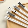 Set 5 Đôi Đũa Sứ Nhật Bản Cao Cấp - Sang Trọng, Không Bong Tróc, Chống Ẩm Mốc, Giá ưu đãi 59.000₫ 9