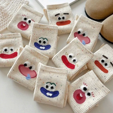 Set 5 Đôi Tất Cao Cổ Nữ Muối Tiêu Họa Tiết Biểu Cảm - Cute, Giá chỉ 12.900₫ 3