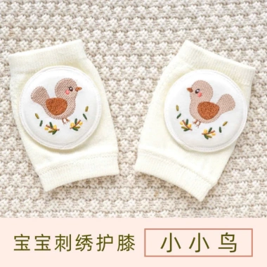 Set 5 Đôi Tất Tập Bò Dày Dặn Mềm Mịn, Hình Thêu Bắt Mắt - Giá Ưu Đãi 225.000 VND