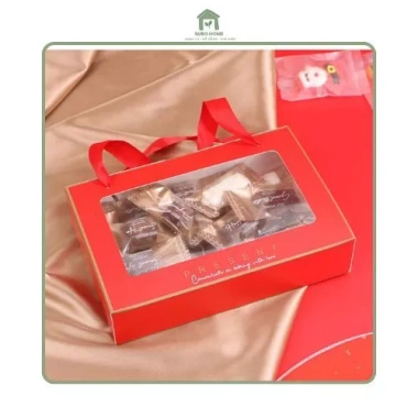 Set 5 hộp giấy đỏ 22.5x15.5cm tay cầm Đựng quà bánh kẹo Giáng Sinh Tết lễ hội sang trọng giá ưu đãi 64.740₫
