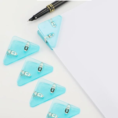 Set 5 kẹp nhựa tam giác đa màu Giữ giấy, tài liệu chắc chắn, giảm giá 30.000đ 4