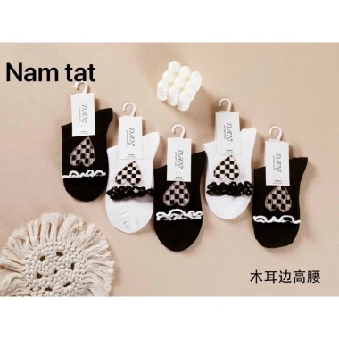 Set 5 Tất Dệt Kim Cao Cổ Đen Trắng Bông Chic - Giá ưu đãi 26.600₫, chất liệu cao cấp, thoáng mát