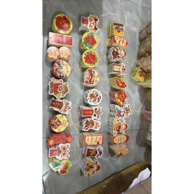 Set 50-100c Tag treo 1 mặt Tết kèm dây treo mix mẫu - Giá chỉ 15.000đ