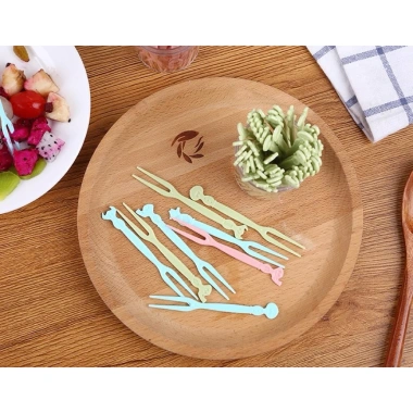 Set 50 nĩa nhựa cao cấp ăn trái cây, bánh ngọt, tráng miệng - Giá ưu đãi 11.600₫ 2 Set 50 nĩa nhựa cao cấp ăn trái cây, bánh ngọt, tráng miệng - Giá ưu đãi 11.600₫ 2