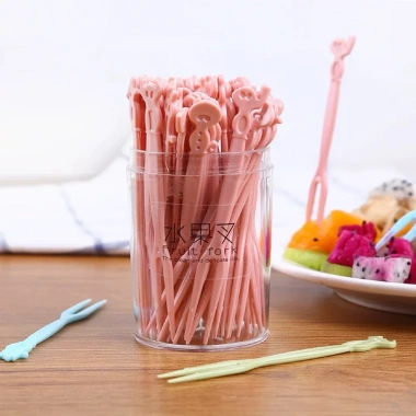 Set 50 nĩa nhựa cao cấp ăn trái cây, bánh ngọt, tráng miệng - Giá ưu đãi 11.600₫ 4 Set 50 nĩa nhựa cao cấp ăn trái cây, bánh ngọt, tráng miệng - Giá ưu đãi 11.600₫ 4