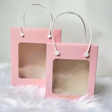 Set 50 Túi Hộp Giấy Mặt Kính Mica Quai Nhựa Chắc Chắn Bền Đẹp - Tết Valentine Sinh Nhật 110k