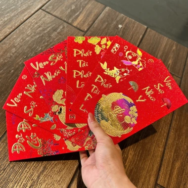 Set 6 Bao Lì Xì Giấy Nhung Ép Kim Sang Trọng, Họa Tiết 3D Nhũ Ngũ Sắc - Giá Ưu Đãi 18.000 VNĐ Tết 2.026