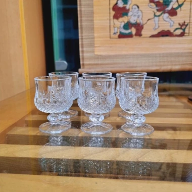 Set 6 ly thủy tinh nhỏ xinh, cốc có chân 2 mẫu họa tiết - Trang trí tiệc, bàn ăn, phòng khách - Giá ưu đãi 39.000 VND 2