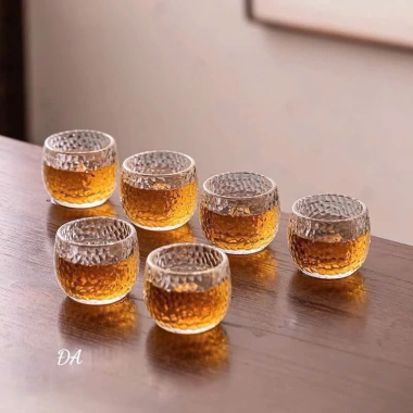 Set 6 ly uống nước thủy tinh sang trọng - mẫu mới 2.026, giá 50.000 VNĐ, giảm giá 2