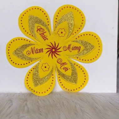 Set 7 Bông Mai Mouse Dẻo - Hoa Mai Dán Tường, Phụ Kiện Trang Trí Tết Giá 25.000