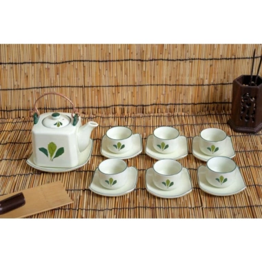 Set ấm chén vẽ tay Bát Tràng - Decor sang, giá rẻ 299k (giảm từ 367k)