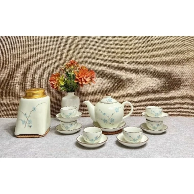 Set ấm chén vẽ tay Bát Tràng - Decor sang, giá rẻ 299k (giảm từ 367k)
