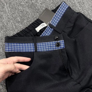 Set ảnh tự chụp phối kẻ áo cổ én và quần culottes suông tách lẻ, phù hợp đi làm công sở, thời trang hiện đại, siêu giảm giá chỉ 235k 10 Set ảnh tự chụp phối kẻ áo cổ én và quần culottes suông tách lẻ, phù hợp đi làm công sở, thời trang hiện đại, siêu giảm giá chỉ 235k 10