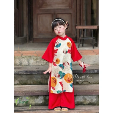 Set áo dài bé gái gấm đỏ đón Tết, sang trọng, giá ưu đãi 233,100₫ 4 Set áo dài bé gái gấm đỏ đón Tết, sang trọng, giá ưu đãi 233,100₫ 4
