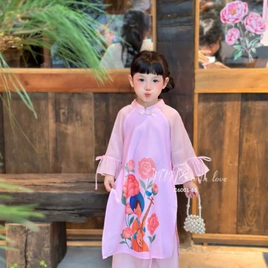 Set áo dài bé gái nhẹ nhàng nữ tính - Chất mềm mịn, giá ưu đãi 308.000₫