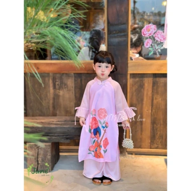 Set áo dài bé gái nhẹ nhàng nữ tính - Chất mềm mịn, giá ưu đãi 308.000₫