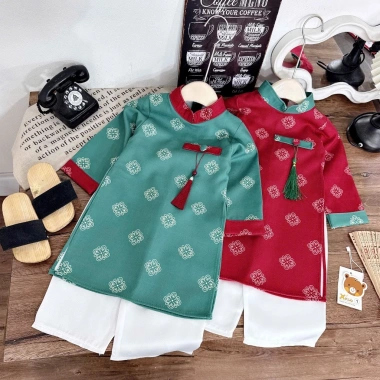 Set áo dài bé trai chất nhung mềm, thiết kế hiện đại, thoải mái – giá ưu đãi 219.000₫ 3 Set áo dài bé trai chất nhung mềm, thiết kế hiện đại, thoải mái – giá ưu đãi 219.000₫ 3