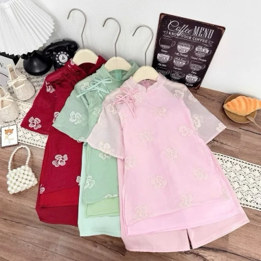 Set áo dài cách tân bé gái – áo dài 2 lớp + quần lụa, giá chỉ 50.000₫ 9
