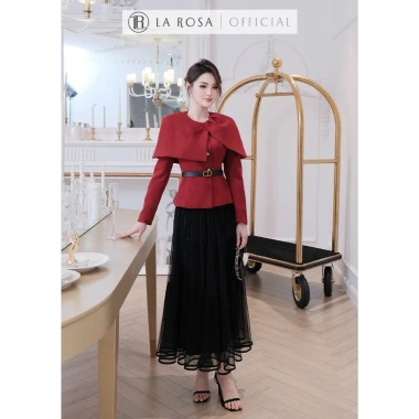 Set Áo Đỏ Đô Peplum + Cape, Chân Váy Lưới Đen Dài Sang Chảnh La Rosa - Dự Tiệc Gặp Gỡ A1.063 CV1.059 449k 4 Set Áo Đỏ Đô Peplum + Cape, Chân Váy Lưới Đen Dài Sang Chảnh La Rosa - Dự Tiệc Gặp Gỡ A1.063 CV1.059 449k 4