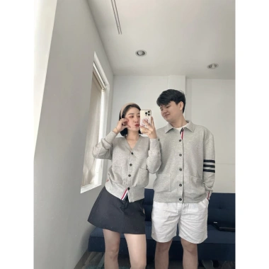 Set áo khoác đôi sọc tay xinh YH Couple - Giá chỉ 165.000 VND, giảm mạnh