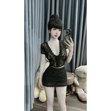 Sét áo ren cộc tay và chân váy ôm dáng chuẩn, thích hợp đi chơi, đi làm, du lịch - Giá ưu đãi 349.000₫