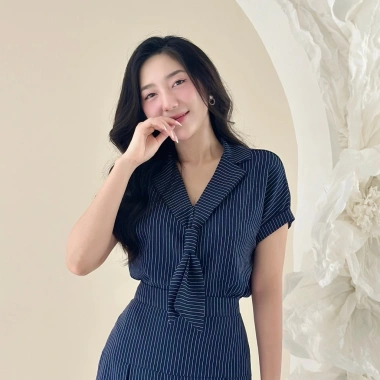 Set áo sơ mi cổ cavat + chân váy xếp ly công sở - Đi làm, đi tiệc, giảm giá 20%