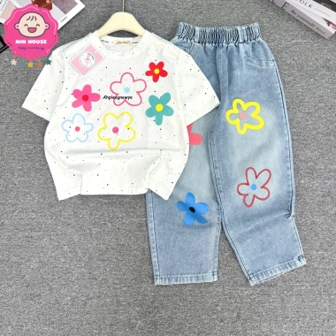 Set áo thun cotton hoa và quần jean bé gái 23-52kg, xinh xắn đi học, đi chơi - Giá 249.000₫