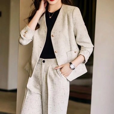 Set Áo Vest Nữ Màu Be Xuân 2.025 - Bộ 2 Món Quý Phái, Thiết Kế Độc Đáo Giá 770.354đ
