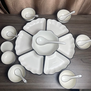 Sét bát đĩa gốm sứ hoa mặt trời 45cm hoa văn hoan tiết viền đen sắc nét giá 179k