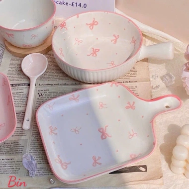 Sét Bát Nơ Hồng Trắng 5 món - Đĩa chuôi cầm mẫu vuông A.B, 155k, free ship