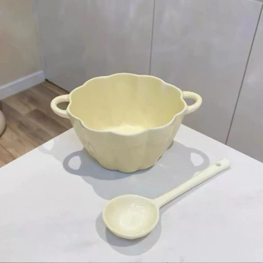 Set bát tô đựng canh và thìa trơn hình hoa nhẹ nhàng FREESHIP giá ưu đãi 82.800₫