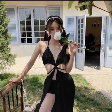 Set bikini 2 chi tiết KUNKUN BKN52 váy voan trắng xẻ tà sexy - Giá 189.000₫