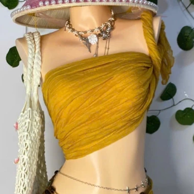 Set Bikini Boho Vàng – Khăn quấn, tặng dây chuyền vỏ sò, chip và 2 kẹp hoa 5 Set Bikini Boho Vàng – Khăn quấn, tặng dây chuyền vỏ sò, chip và 2 kẹp hoa 5