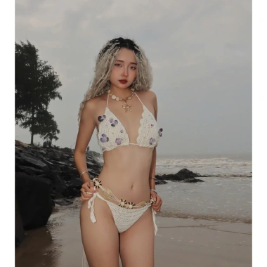 Set Bikini Đan Len Boho Biển Hoa Tím - 499k, Tặng dây chuyền vỏ sò & 2 kẹp hoa