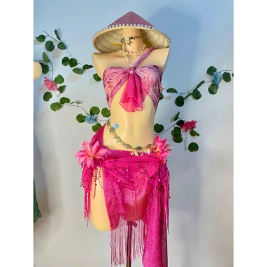 Sét bikini khăn quấn Nụ Hồng quyến rũ - tặng dây chuyền vỏ sò, 2 kẹp hoa, chip - Giá chỉ 550.000₫