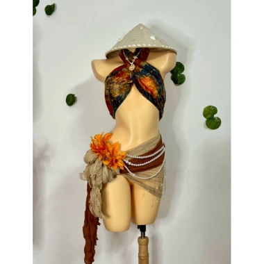 Set bikini mùa hè rực rỡ Tặng dây chuyền vỏ sò, chip, 2 kẹp hoa - Chỉ 465.000₫