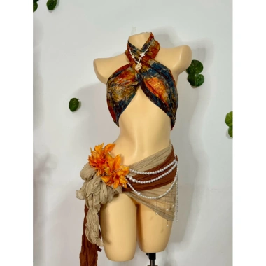 Set bikini mùa hè rực rỡ Tặng dây chuyền vỏ sò, chip, 2 kẹp hoa - Chỉ 465.000₫