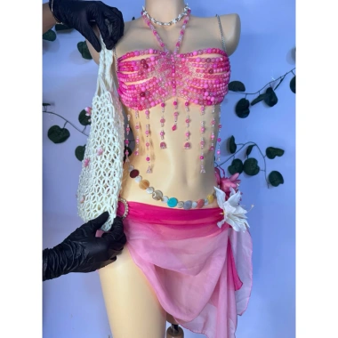 Set bikini nắng hồng, tặng dây chuyền vỏ sò và chip, 2 kẹp hoa - Giá chỉ 1,1 triệu