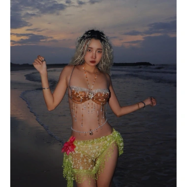 Set Bikini Ngọc Trai Hoàng Kim Tặng Dây Chuyền Vỏ Sò & 2 Kẹp Hoa Chip Giá 1.275.000₫