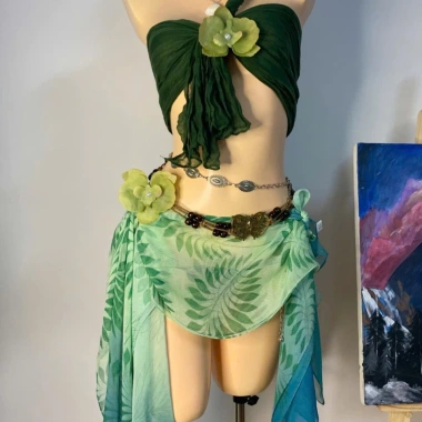Set bikini Tiên Lá Ngọc khăn quấn và tặng dây chuyền vỏ sò chip kẹp hoa 490k 3 Set bikini Tiên Lá Ngọc khăn quấn và tặng dây chuyền vỏ sò chip kẹp hoa 490k 3