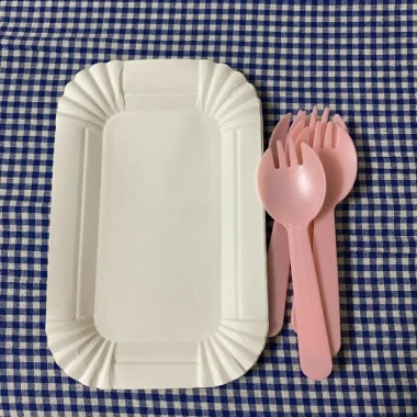 Set bộ dao nĩa đĩa nến ăn bánh 10 người - Giá 12.000₫, tiết kiệm, lý tưởng cho tiệc