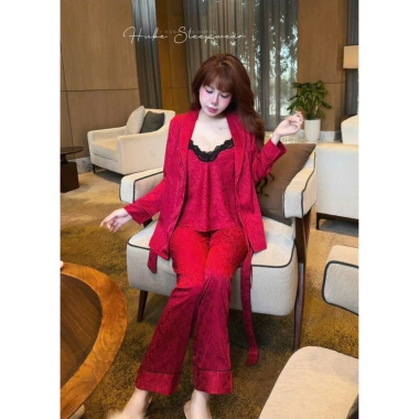 Set Bộ Ngủ 3 Món Lụa Vân Hoạ Tiết Hoa Hồng, Viền Ren Đen - Cao Cấp Xíu Sleepwear, Giá Ưu Đãi 595k