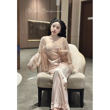 Set Bộ Ngủ Lụa Trơn, Áo Choàng Ren Nổi Lyly Tiểu Thư QC Cao Cấp Hube Sleepwear 665k 6 Set Bộ Ngủ Lụa Trơn, Áo Choàng Ren Nổi Lyly Tiểu Thư QC Cao Cấp Hube Sleepwear 665k 6