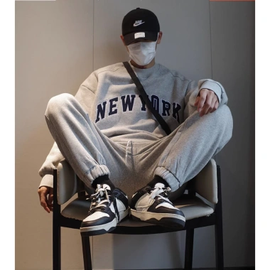 Set Bộ Nỉ Thể Thao NEWYORK Logo Nổi Fom Rộng – Dày Dặn, Mềm Mịn, Co Dãn, Giá 249k VND 6 Set Bộ Nỉ Thể Thao NEWYORK Logo Nổi Fom Rộng – Dày Dặn, Mềm Mịn, Co Dãn, Giá 249k VND 6
